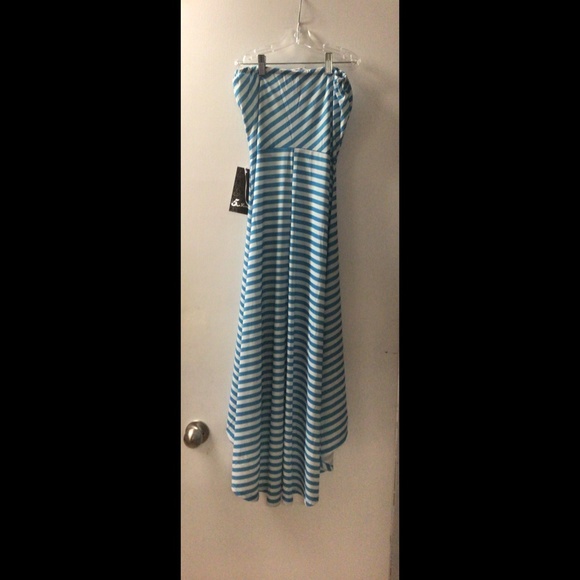 🌟 Hi-Low Sleeveless Dress - Picture 4 of 5